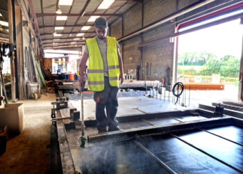 béton,BSC-Béton Stone Consulting,comparaison,besoin,maintenance,distance,automatisme,préfabrication,huilage,huile,brume,pulvérisation,mantis,ULV,BEMA 1000,consommation,automatisation,agent démoulage,application homogène,réduction consommation,agent anti-adhérent,conformité CE directive 2006/42/EG,coffrage,gros,œuvre,huile démoulage,bullage béton,pulverisation-ulv-mantis